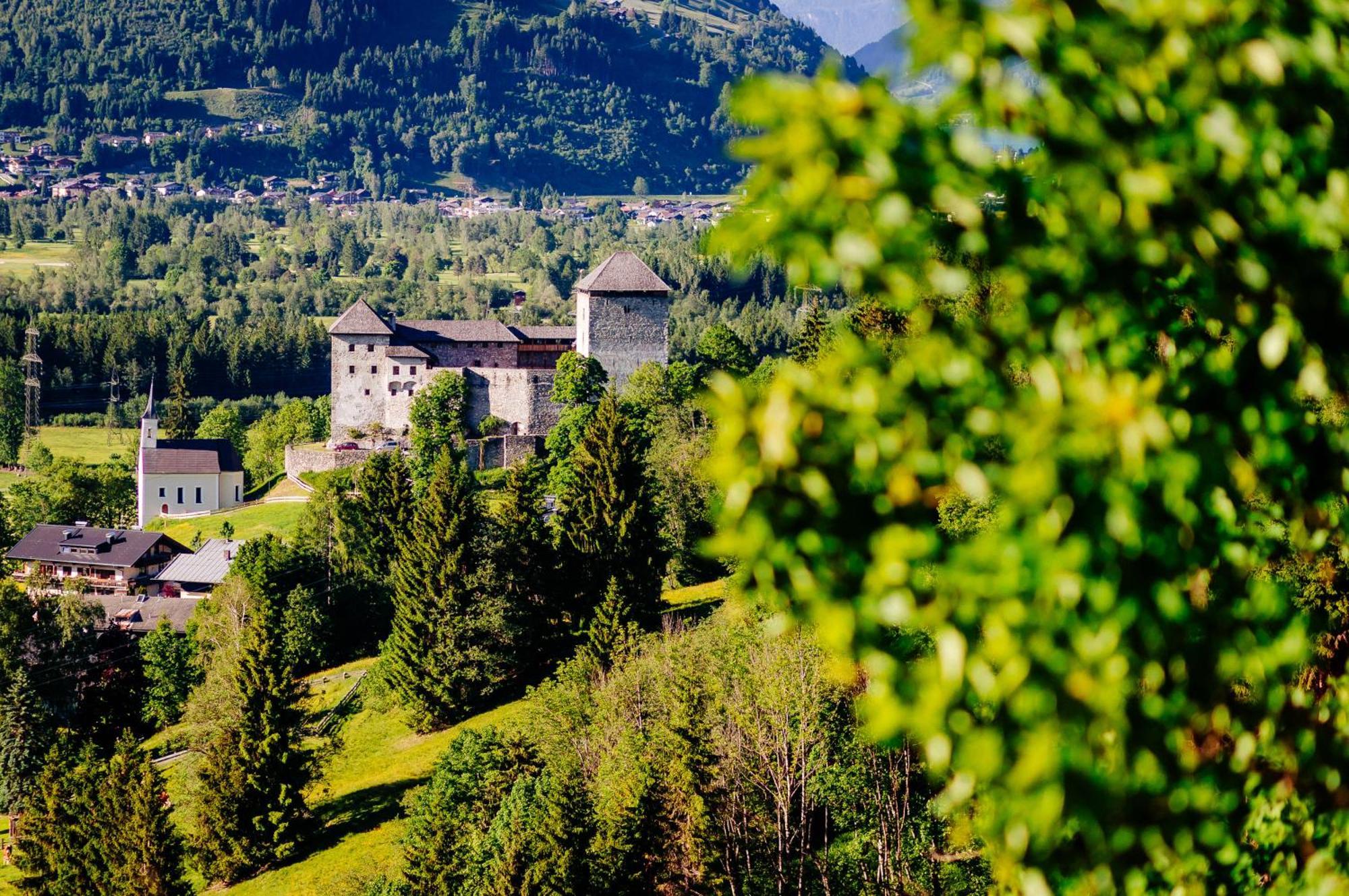 Panorama Hotel Guggenbichl - Inkl Sommerkarte, Einmaliger Eintritt Ins Tauern Spa & Bester Ausblick Ueber Kaprun Exteriör bild
