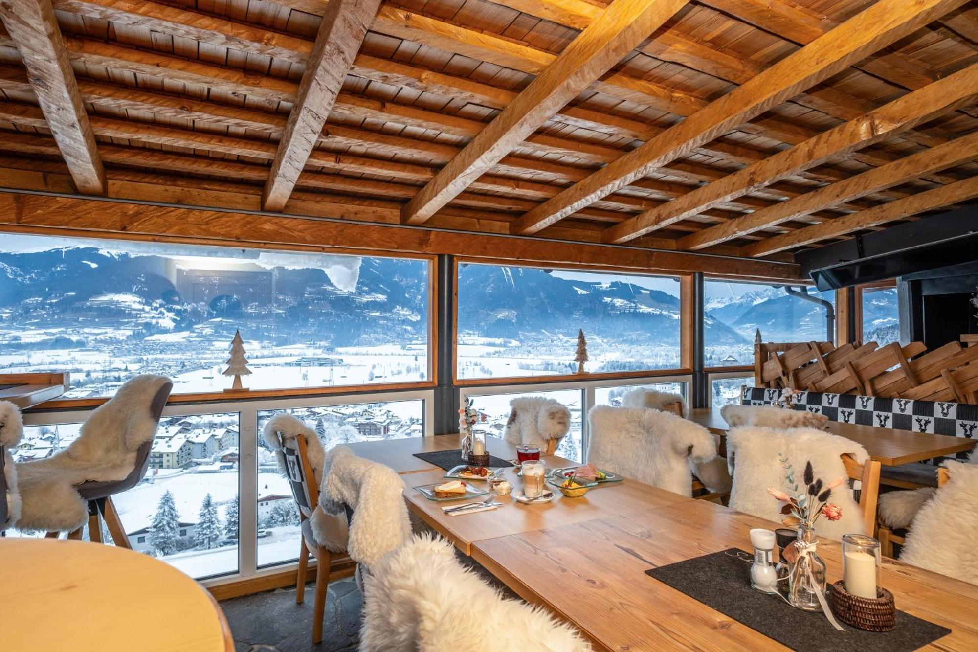 Panorama Hotel Guggenbichl - Inkl Sommerkarte, Einmaliger Eintritt Ins Tauern Spa & Bester Ausblick Ueber Kaprun Exteriör bild
