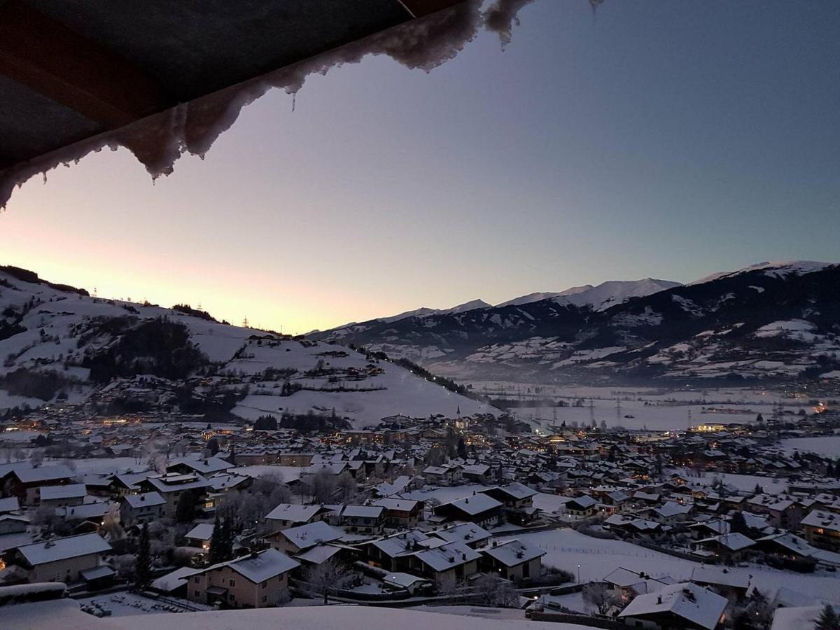 Panorama Hotel Guggenbichl - Inkl Sommerkarte, Einmaliger Eintritt Ins Tauern Spa & Bester Ausblick Ueber Kaprun Exteriör bild